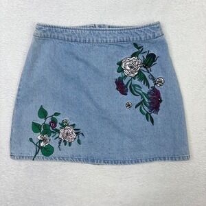 H&M Coachella Embroidered Denim Mini Skirt Light Wash Floral Beetle Womens 6